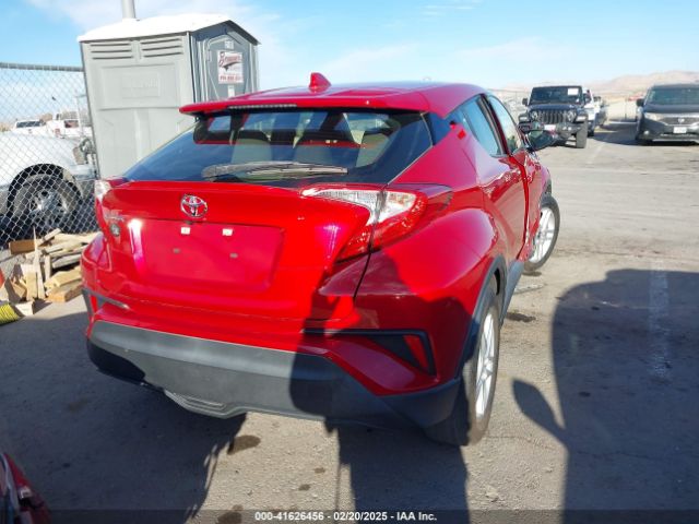 JTNKHMBX6L1069871 Toyota C-HR LE