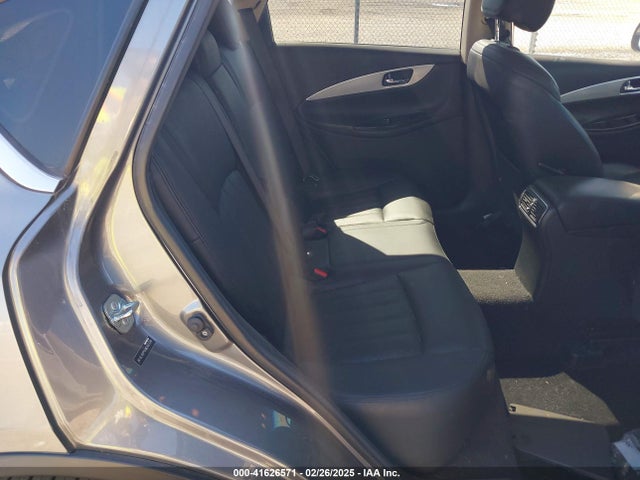 JN1BJ0RP6HM390308 Infiniti QX50