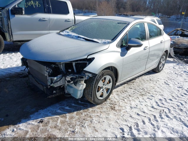 1G1BC5SMXJ7170171 Chevrolet Cruze Ls Auto