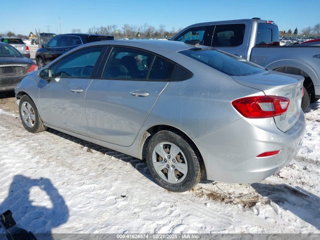 1G1BC5SMXJ7170171 Chevrolet Cruze Ls Auto