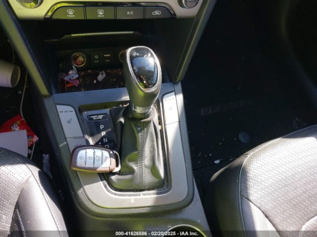 KMHD84LF3HU061750 Hyundai Elantra Limited