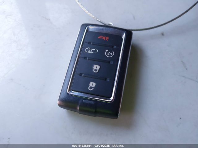 1C4RJKBG8P8739039 Jeep 2023