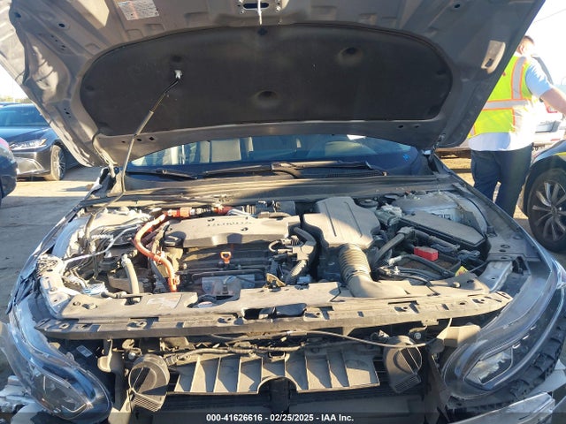 1HGCV3F17NA001729 Honda ACCORD HYBRID