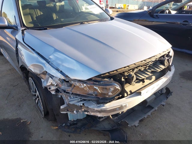 1HGCV3F17NA001729 Honda ACCORD HYBRID