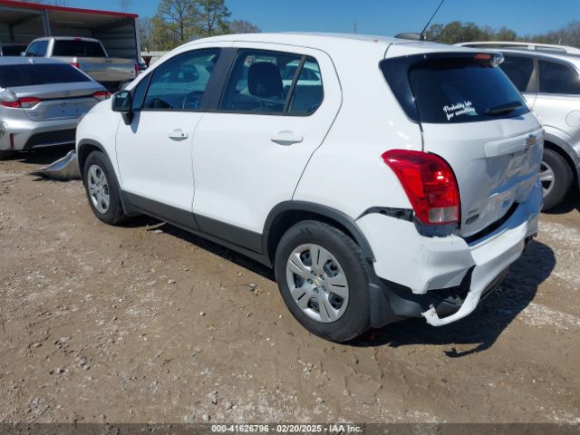 3GNCJKSB1KL115675 Chevrolet TRAX LS
