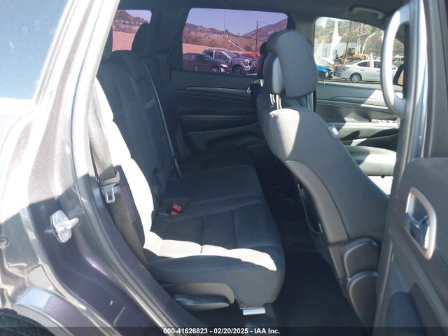 1C4RJEAG0GC390992 Jeep Grand Cherokee Laredo