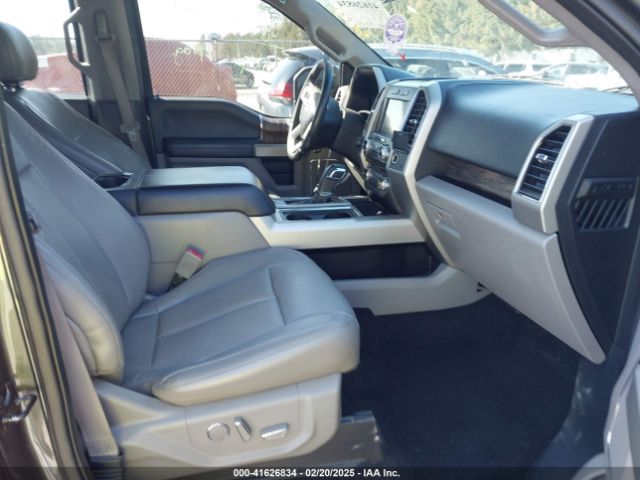 1FTEW1EG5JFB94944 Ford F-150 Lariat