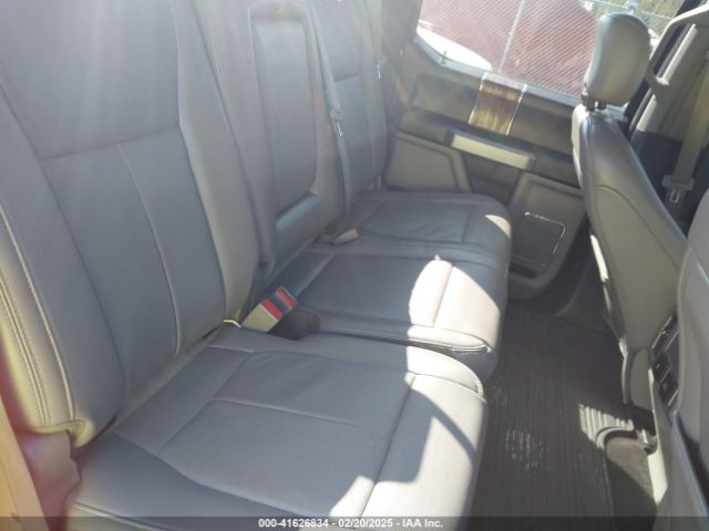 1FTEW1EG5JFB94944 Ford F-150 Lariat