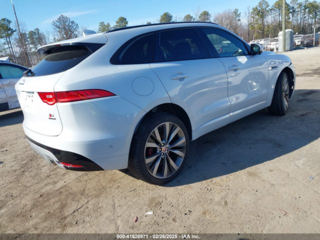 SADCM2BV7HA090411 Jaguar F-PACE S