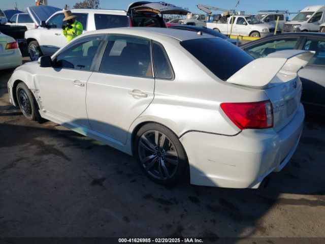 2013 SUBARU IMPREZA WRX JF1GV8J69DL030013 Photo 2