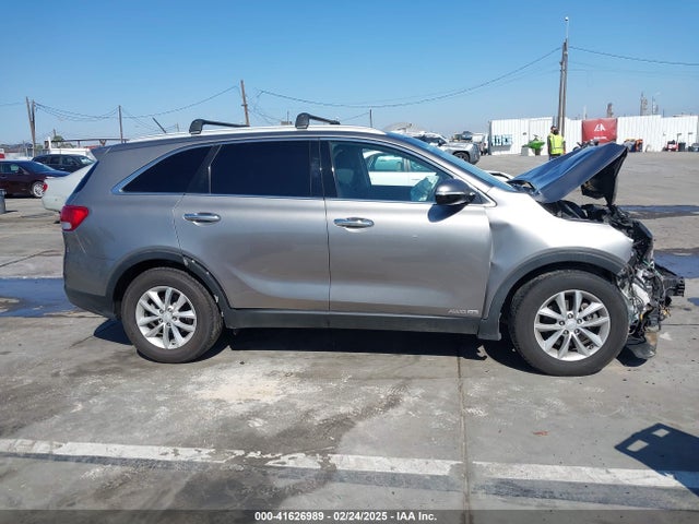 KIA Sorento 3.3l Lx 2018 5XYPGDA57JG344609 Image 13