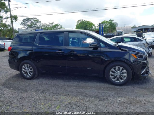 KNDMB5C11L6658151 KIA SEDONA LX