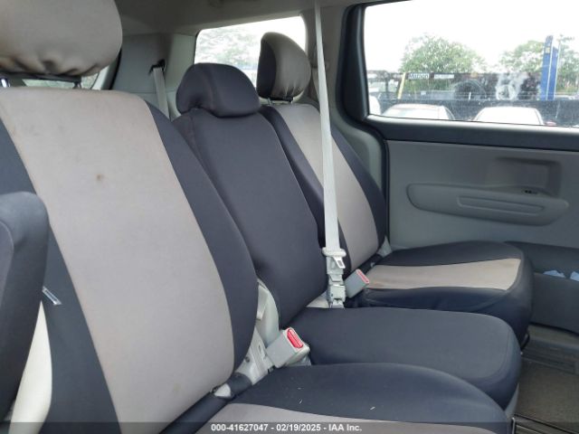 KNDMB5C11L6658151 KIA SEDONA LX