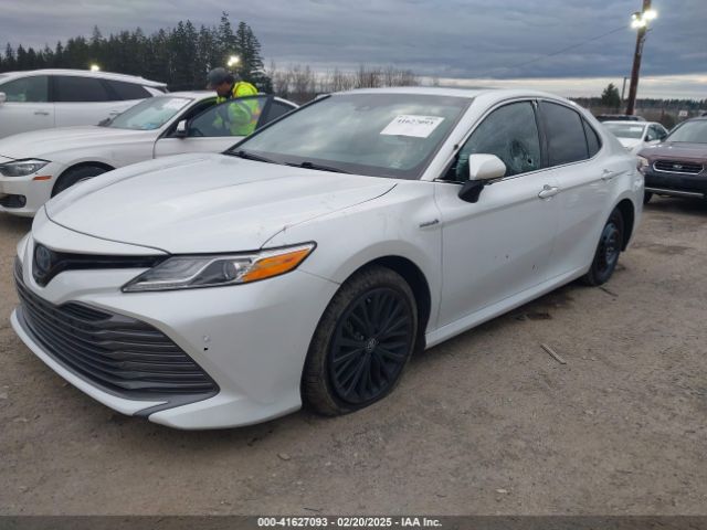 4T1B21HK1JU006975 Toyota Camry Hybrid Xle