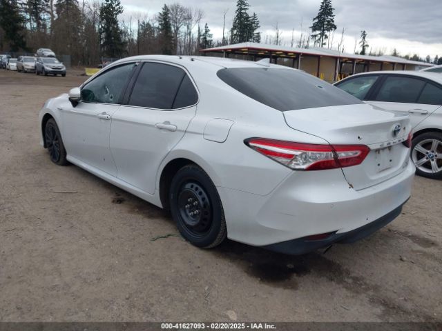 4T1B21HK1JU006975 Toyota Camry Hybrid Xle