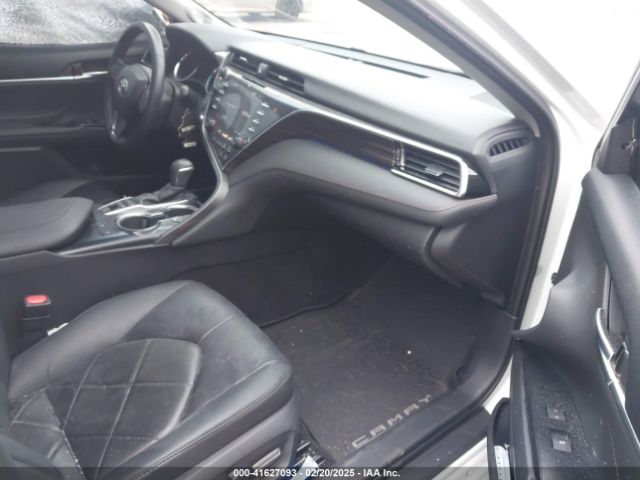 4T1B21HK1JU006975 Toyota Camry Hybrid Xle