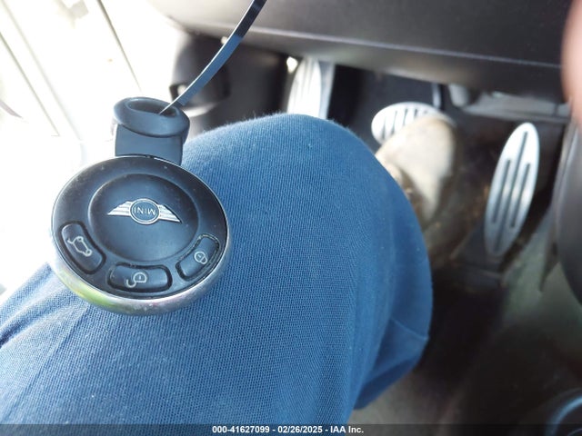 2011 MINI COOPER S COUNTRYMAN WMWZC3C50BWL78596 Photo 10