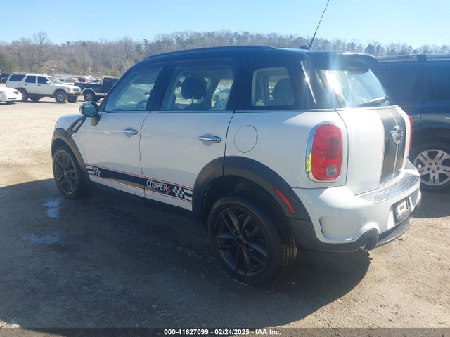 2011 MINI COOPER S COUNTRYMAN WMWZC3C50BWL78596 Photo 2
