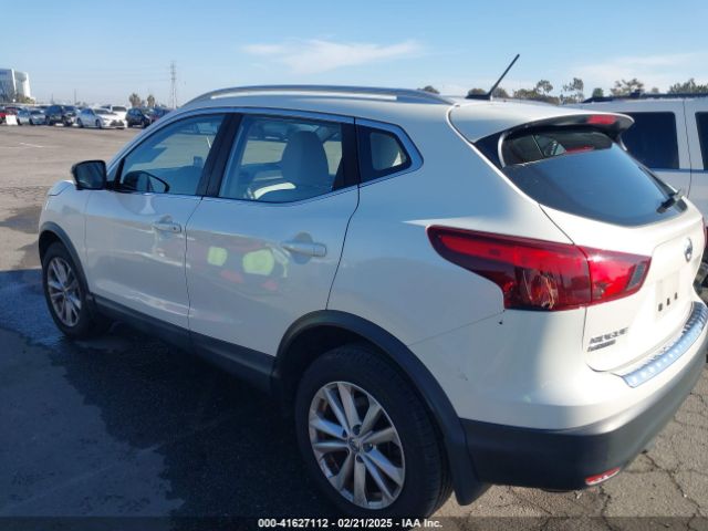JN1BJ1CP9JW164708 Nissan Rogue Sport Sv
