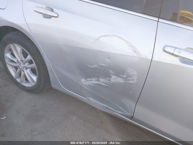 1G1ZD5STXJF248666 Chevrolet MALIBU LT