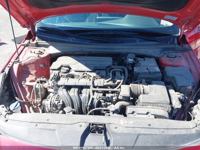 5NPLN4AG9NH082970 Hyundai Elantra