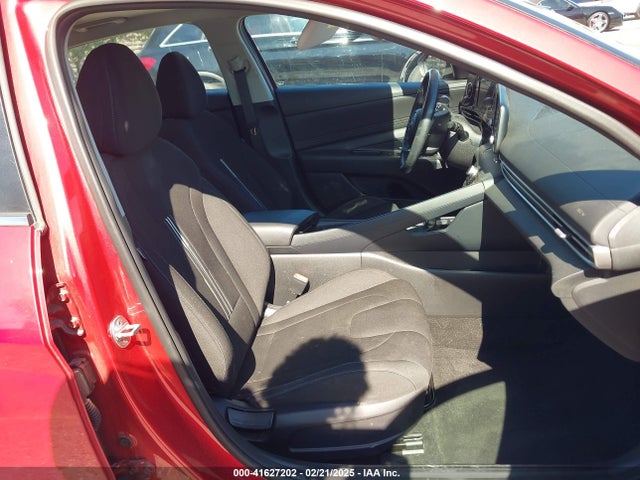 5NPLN4AG9NH082970 Hyundai Elantra