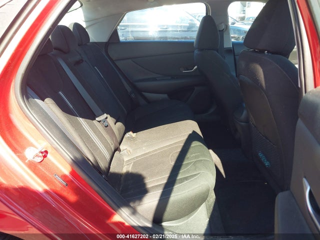 5NPLN4AG9NH082970 Hyundai Elantra