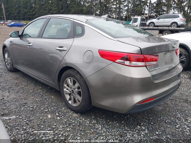 KIA Optima Lx 2018 5XXGT4L33JG189813 Image 3