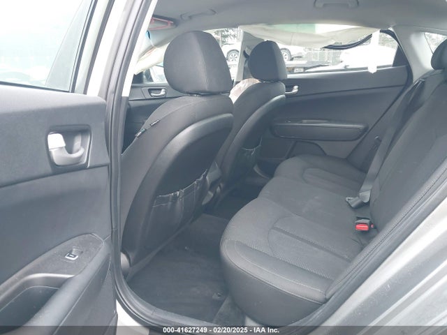 KIA Optima Lx 2018 5XXGT4L33JG189813 Image 8