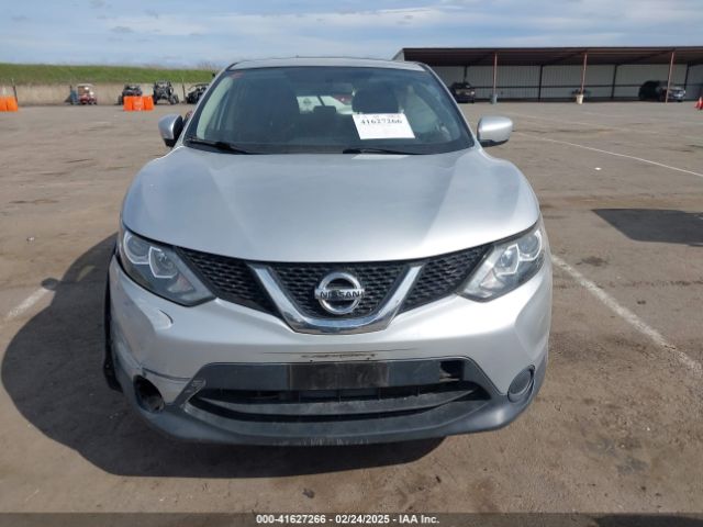 JN1BJ1CP5HW022009 Nissan Rogue Sport S