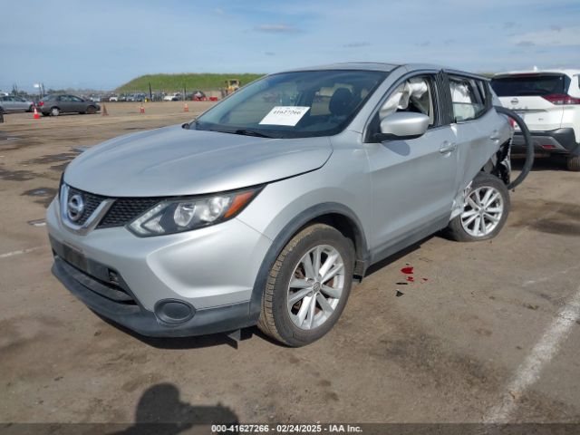 JN1BJ1CP5HW022009 Nissan Rogue Sport S