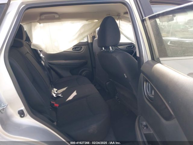JN1BJ1CP5HW022009 Nissan Rogue Sport S