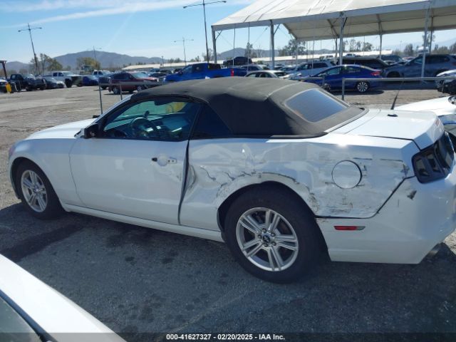 1ZVBP8EM9E5297226 Ford Mustang V6 Premium