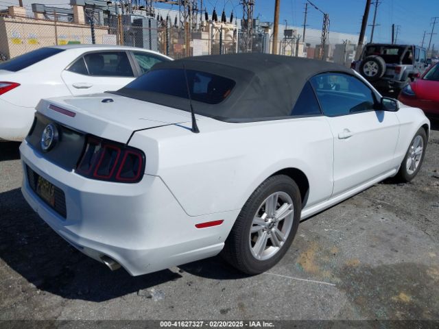 1ZVBP8EM9E5297226 Ford Mustang V6 Premium