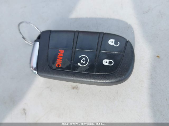 ZACCJAAT6GPE32301 Jeep Renegade Sport