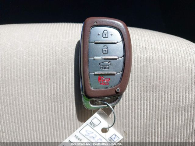 KMHD84LFXJU623844 Hyundai Elantra Value Edition