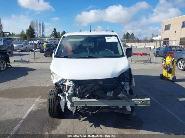 3N6CM0KN5JK705183 Nissan Nv200 S