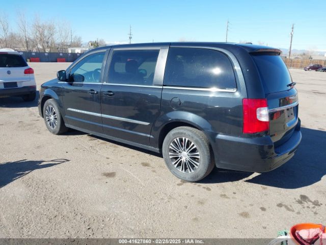 2C4RC1HG0ER257498 Chrysler Town & Country S