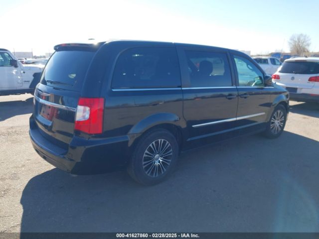 2C4RC1HG0ER257498 Chrysler Town & Country S