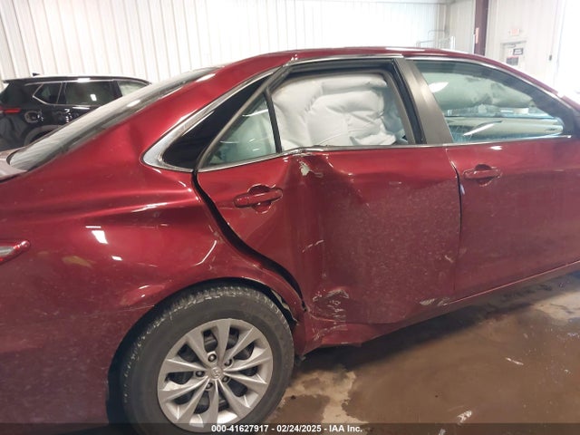 4T1BF1FK5HU692603 Toyota CAMRY LE