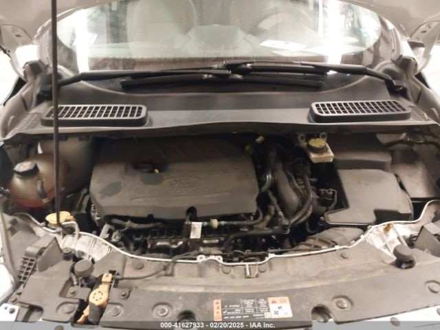 1FMCU9GD1HUC55903 Ford ESCAPE SE