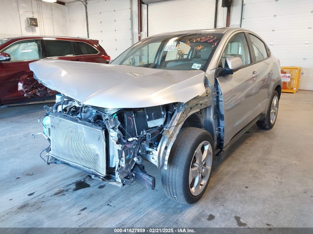 3CZRU6H36KG730243 Honda HR-V LX