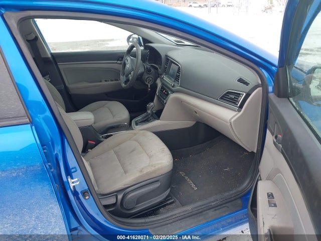 KMHD84LF0HU241462 Hyundai ELANTRA SE