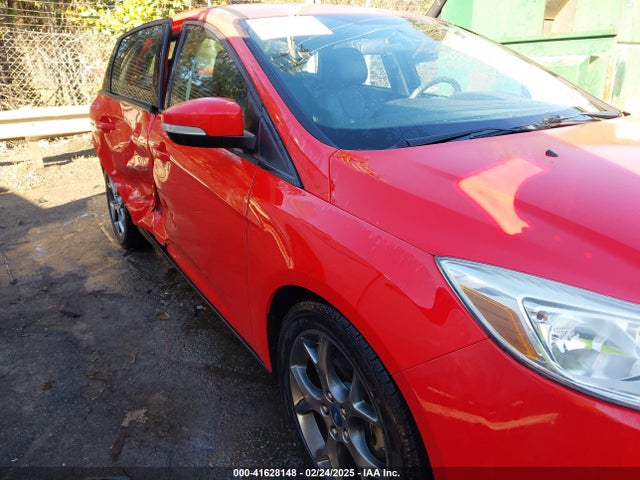 Ford FOCUS SE 2014 1FADP3F24EL217957 Image 13