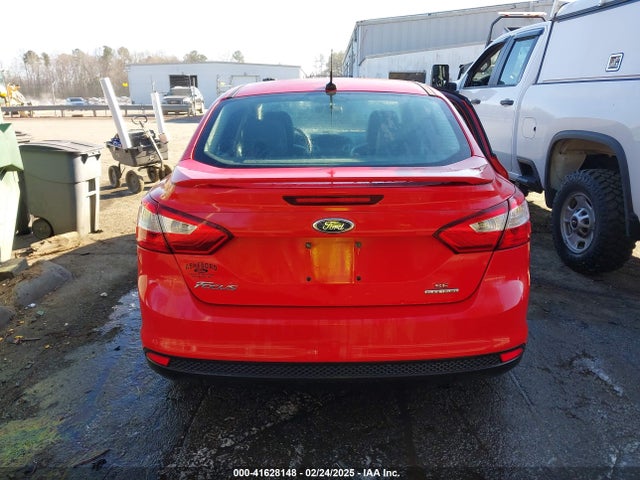Ford FOCUS SE 2014 1FADP3F24EL217957 Image 16