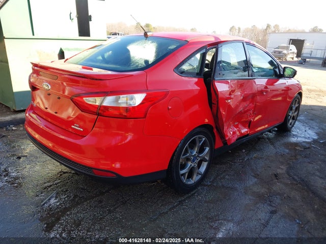 Ford FOCUS SE 2014 1FADP3F24EL217957 Image 4