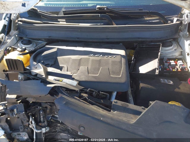 1C4PJLCS3EW262450 Jeep Cherokee Latitude