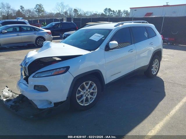 1C4PJLCS3EW262450 Jeep Cherokee Latitude
