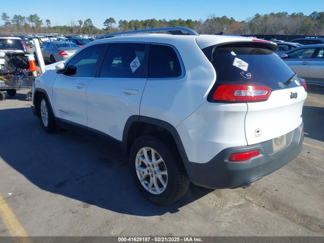 1C4PJLCS3EW262450 Jeep Cherokee Latitude