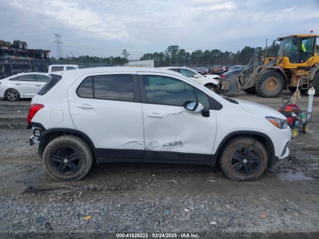 KL7CJKSM0NB507740 Chevrolet Trax Fwd Ls